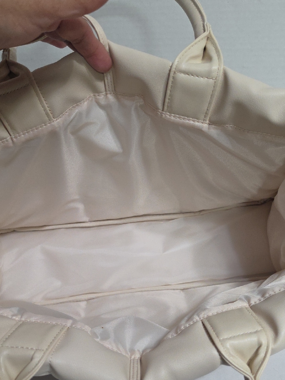 Ulta Beauty Quilted Tote in Light Cream *NWT* - Picture 7 of 7